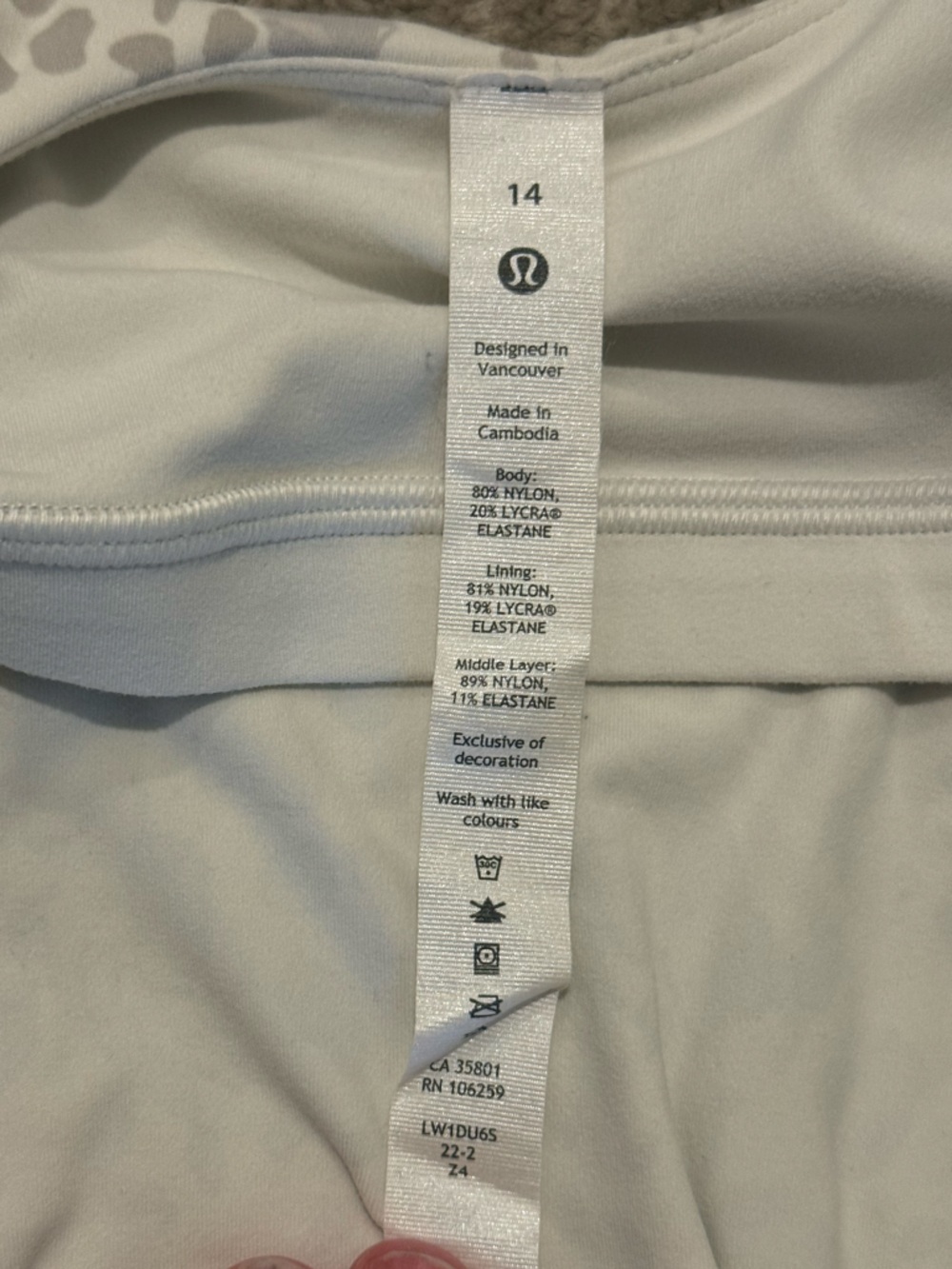 ๐ค Lululemon Athletica Align V-Neck Tank Top Long White Leopard Print 14 ๐ค - Picture 3 of 4